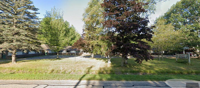 Twin Pines Motel and Apartments (Aloha Motel) - Real Estate Listing